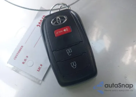 2024 Toyota Corolla Cross Le z USA, uszkodzony, nr VIN 7MUBAAAG8RV091350